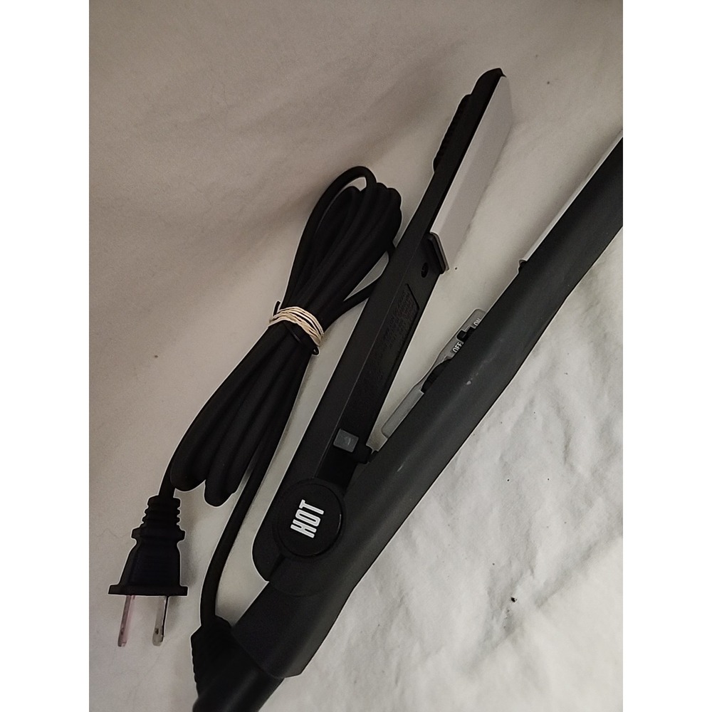 Hot Tools Professional Series 1 Black Ceramic Flat Iron